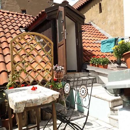 Romanticky Apartman U Veze Zelezna Panna Apartment *